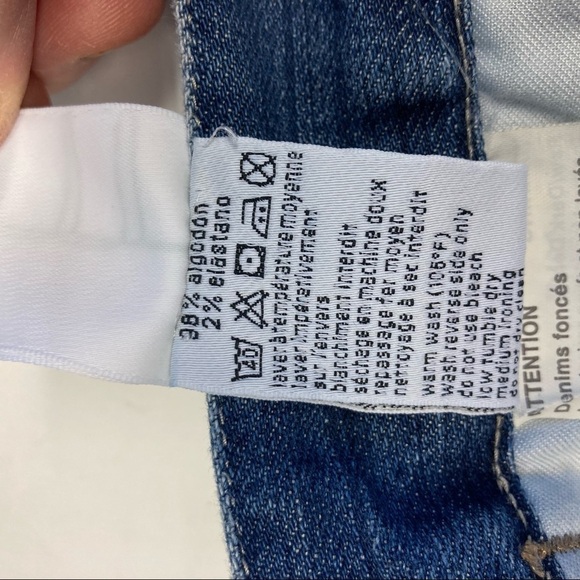 LACOSTE Sz 33 Designed in France Tapered Mid-Wash Professionally Hemmed Jeans - Picture 8 of 8